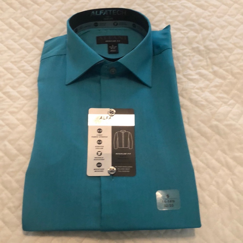 Alfani Alfatech small button down shirt, New with tags, teal w/narrow ribbing